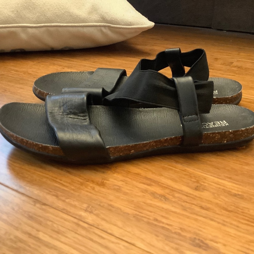 Kenneth Cole Sandals - Picture 2 of 6